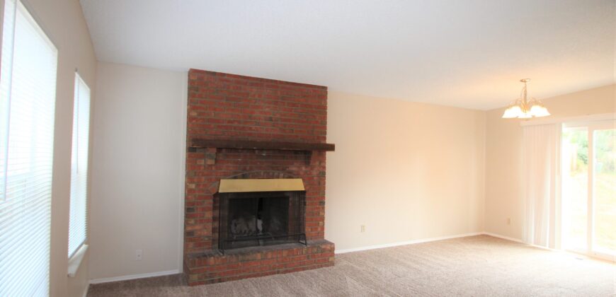 Delightful tri level home in Cheyenne Meadows