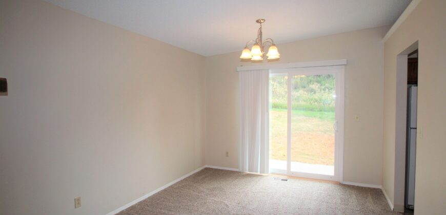 Delightful tri level home in Cheyenne Meadows