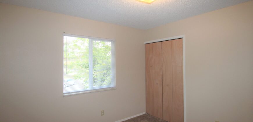 Delightful tri level home in Cheyenne Meadows