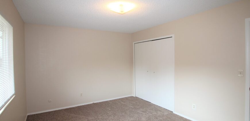 Delightful tri level home in Cheyenne Meadows