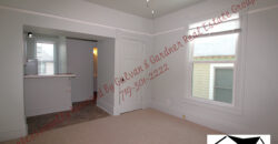 Cozy second floor apartment in Downtown Central