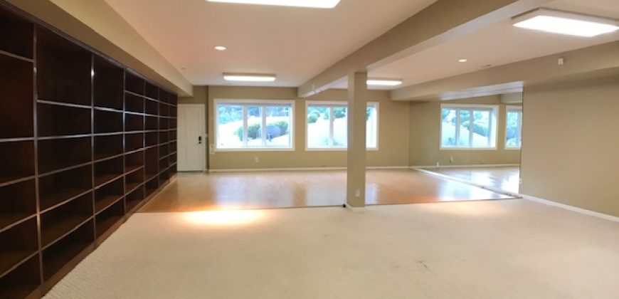 Gorgeous Home in the Broadmoor!
