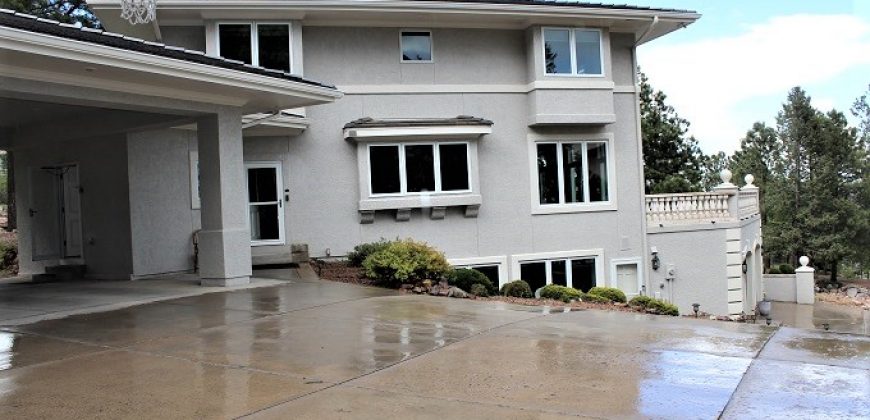 Gorgeous Home in the Broadmoor!