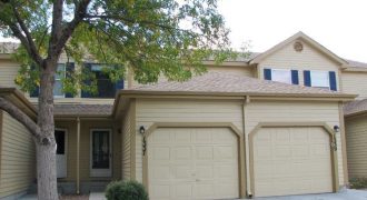 Spacious 2 Story Condo in Firefly!