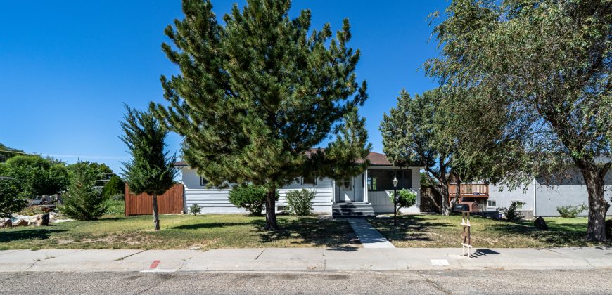 Bigger Home, Smaller City Living! 6 Bedrooms, 3 Bath, Huge LOT! 2010 Cimarron Ave. Lajunta, CO 81050 ONLY $250,000-SOLD