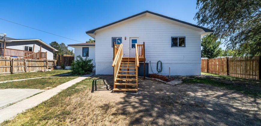 Bigger Home, Smaller City Living! 6 Bedrooms, 3 Bath, Huge LOT! 2010 Cimarron Ave. Lajunta, CO 81050 ONLY $250,000-SOLD