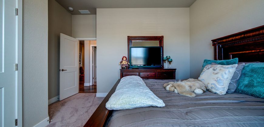 Wonder in Wolf Ranch- 3 Bedroom 2 Bath 4602 Sqft Home Built in 2020 located in Enclave II SOLD $680,000,000