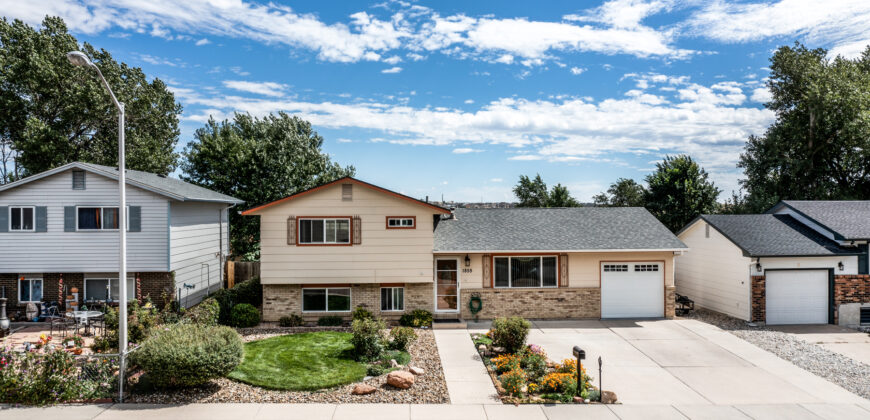 SOLD-Charming Tri-Level Cimarron Eastridge Home for Sale- 1855 Shawnee Dr. 80915