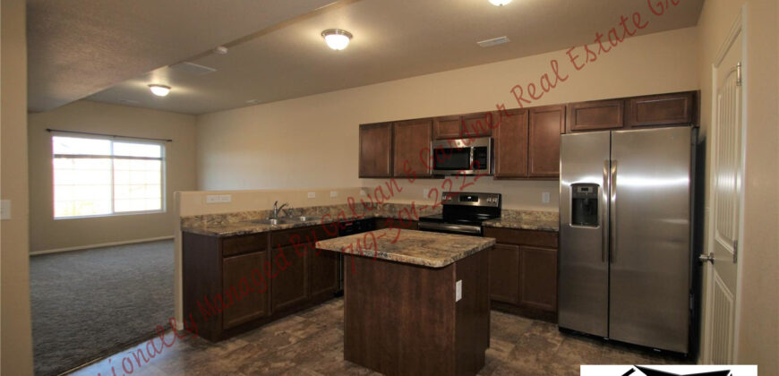 Beautiful 2 story townhome in the Spring Creek Traditional Neighborhood