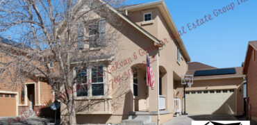 Stunning 2 story home in Greenhaven