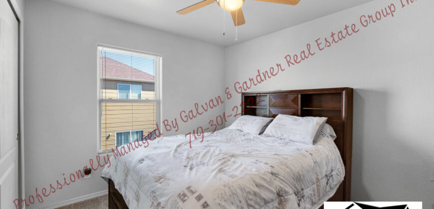 Stunning 2 story home in Greenhaven