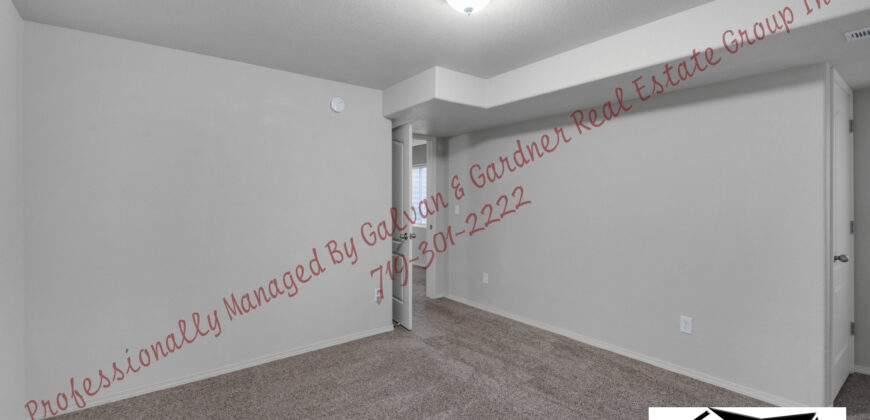 Stunning 2 story home in Greenhaven