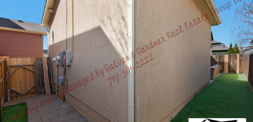 Stunning 2 story home in Greenhaven