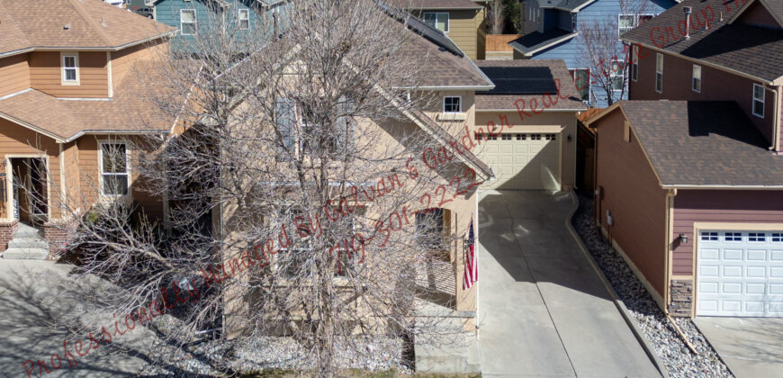 Stunning 2 story home in Greenhaven