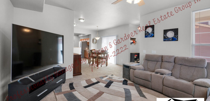 Stunning 2 story home in Greenhaven