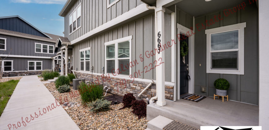 Amazing 2 story townhome in Lorson Ranch
