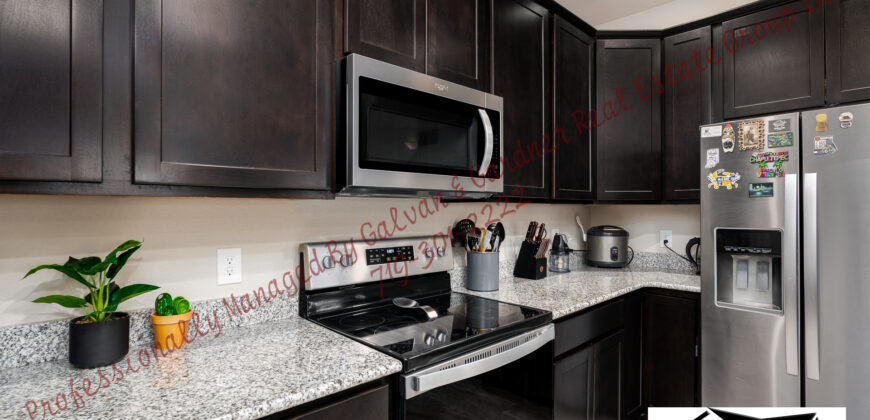 Amazing 2 story townhome in Lorson Ranch