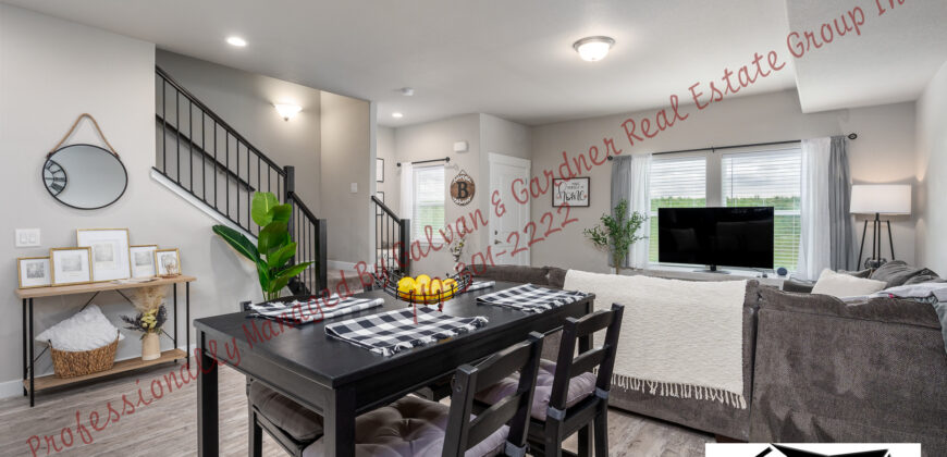 Amazing 2 story townhome in Lorson Ranch
