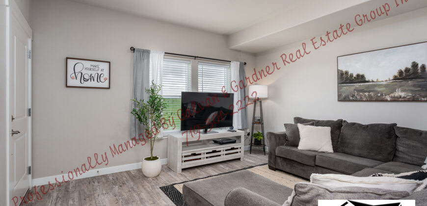 Amazing 2 story townhome in Lorson Ranch