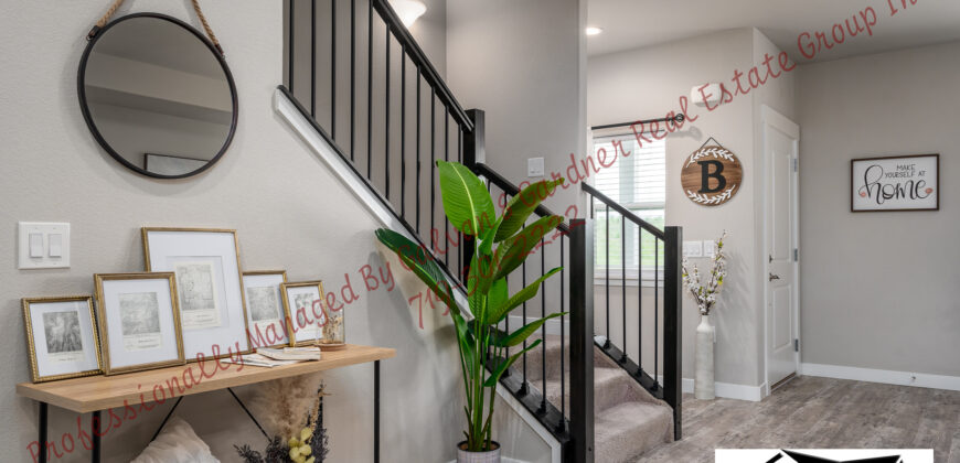 Amazing 2 story townhome in Lorson Ranch