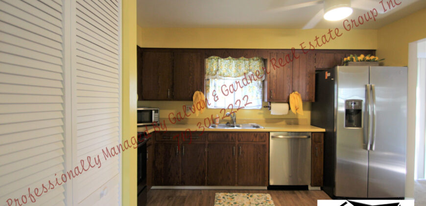 Gorgeous Bi-Level home in the Erindale