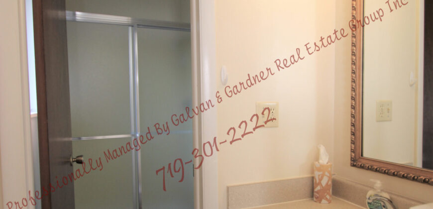 Gorgeous Bi-Level home in the Erindale