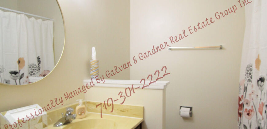 Gorgeous Bi-Level home in the Erindale