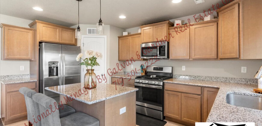 Gorgeous 2 story home in Fountain