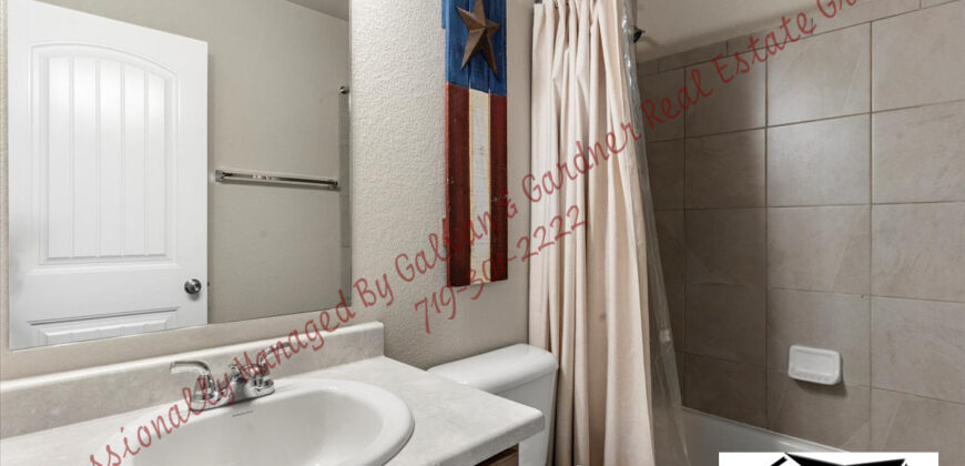 Gorgeous 2 story home in Fountain