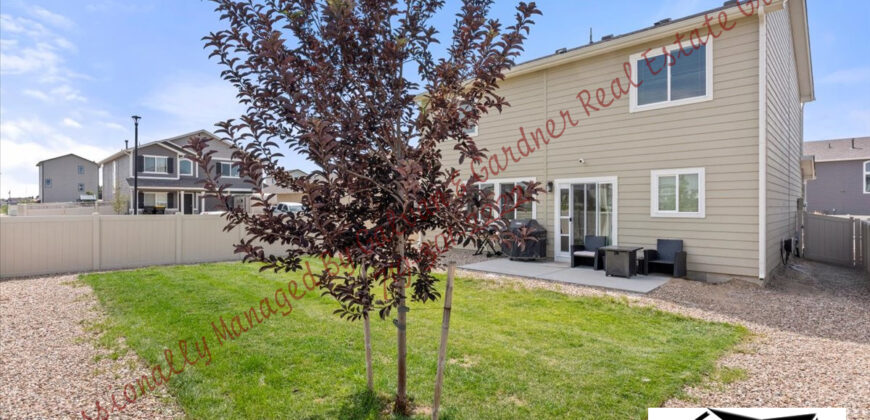 Gorgeous 2 story home in Fountain