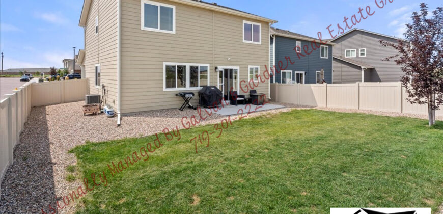 Gorgeous 2 story home in Fountain