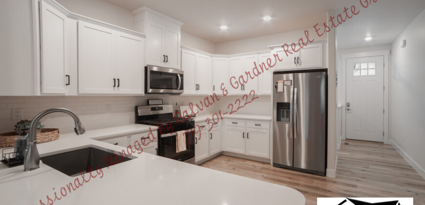 Attractive ranch style townhouse in the Enclave at Shiloh Mesa area