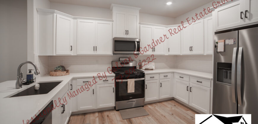 Attractive ranch style townhouse in the Enclave at Shiloh Mesa area