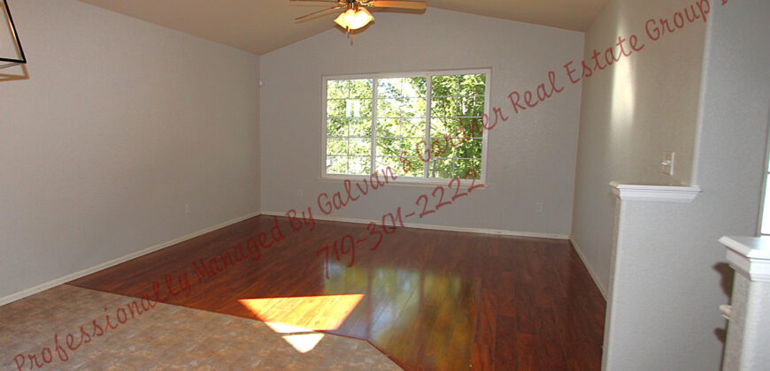 Beautiful Tri Level home in Painted Sky at Waterview