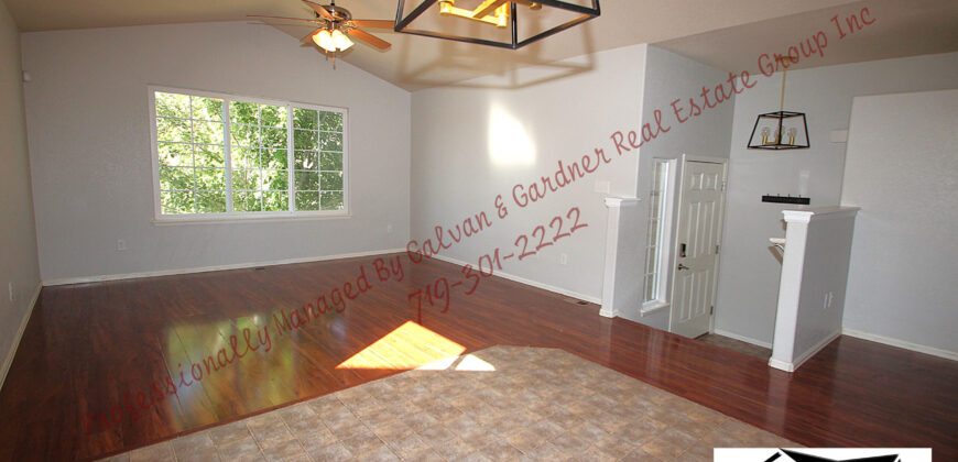 Beautiful Tri Level home in Painted Sky at Waterview