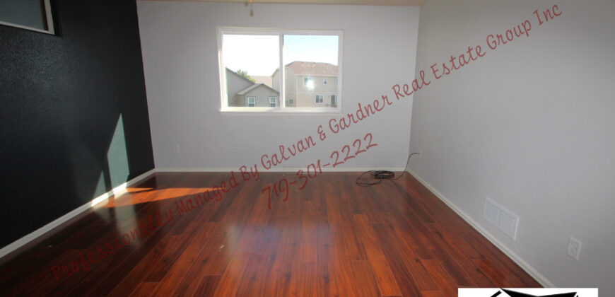 Beautiful Tri Level home in Painted Sky at Waterview