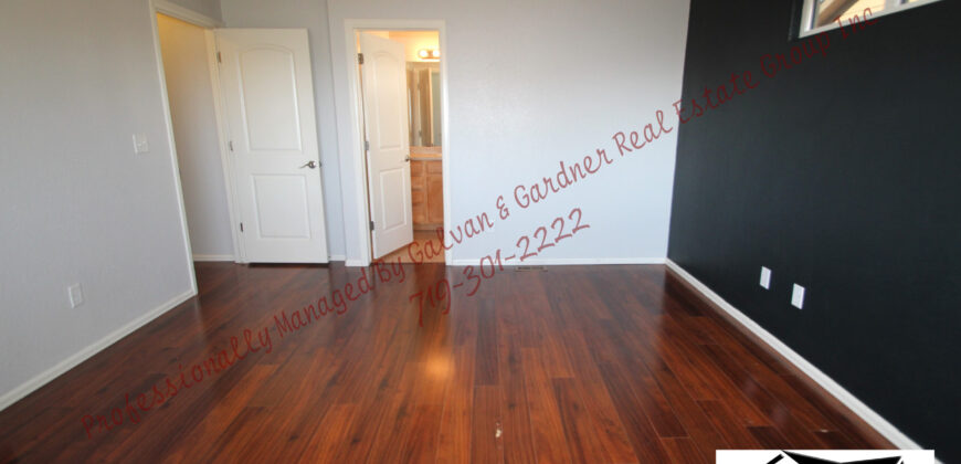 Beautiful Tri Level home in Painted Sky at Waterview