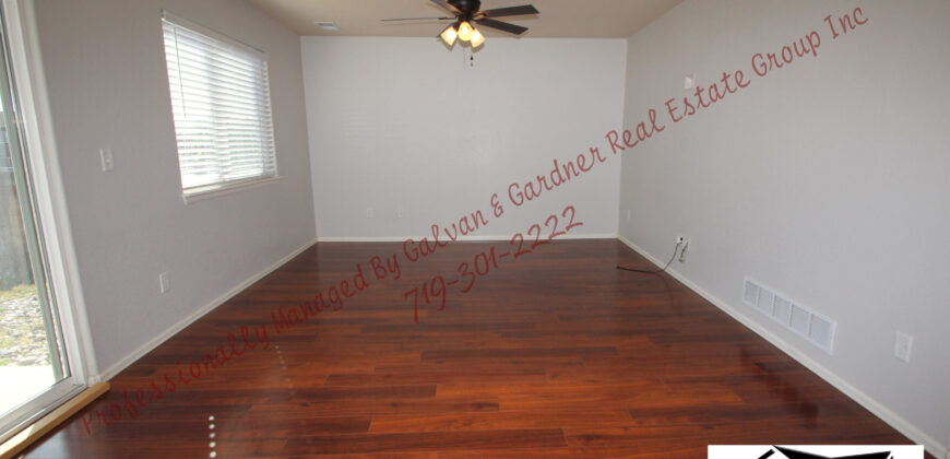 Beautiful Tri Level home in Painted Sky at Waterview