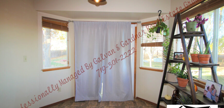 Delightful ranch style home in the Countryside