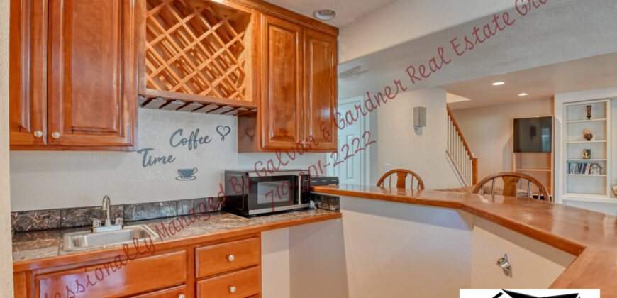 Stunning 2 story home in Sunrise Terrace Stunning 2 story home in Sunrise Terrace