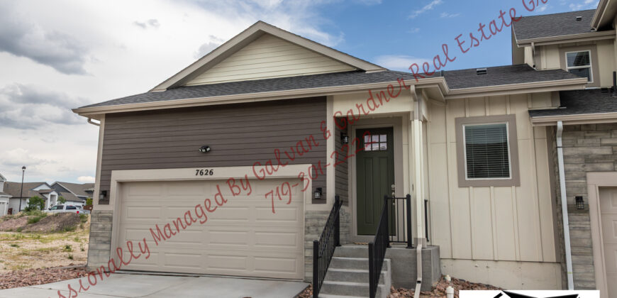 Attractive ranch style townhouse in the Enclave at Shiloh Mesa area