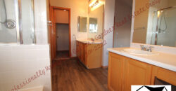 Beautiful two-story home in Heritage