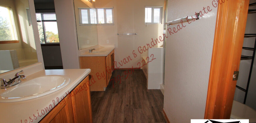 Beautiful two-story home in Heritage