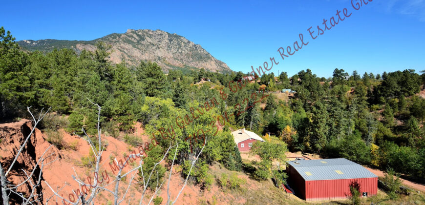 Beautiful ranch home in Rock Creek Mesa on 5 acres of land
