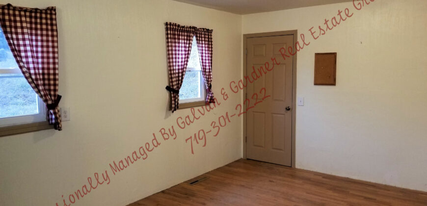 Beautiful ranch home in Rock Creek Mesa on 5 acres of land